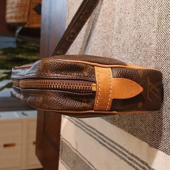 Louis Vuitton Monogram Marly Dragonne PM M51827 - Picture 3 of 15